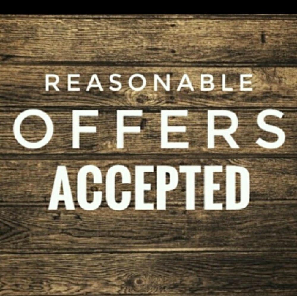 ACCEPTING ALL REASONABLE OFFERS!!